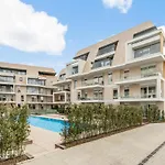 Port Orion - Brand New Ground Floor Flat With Pool *