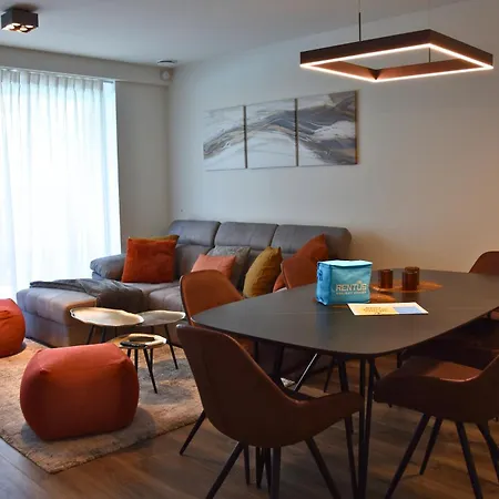 Port Orion - Brand New Ground Floor Flat With Pool דירה ניופורט