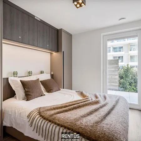 Port Orion - Brand New Ground Floor Flat With Pool Apartment *