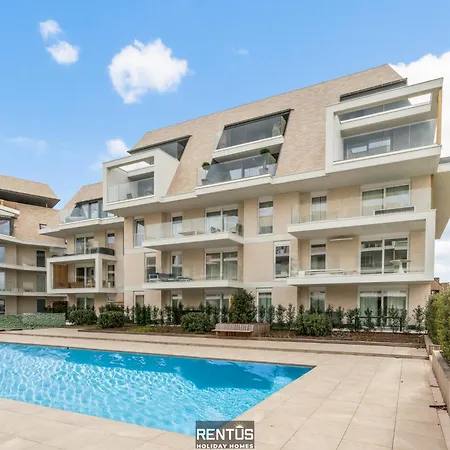 Apartment Port Orion - Brand New Ground Floor Flat With Pool